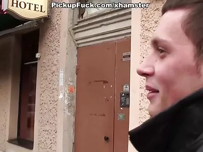 Jauna kaimynė taip ir nesužinojo, kad buvo išprievartauta miegodama.