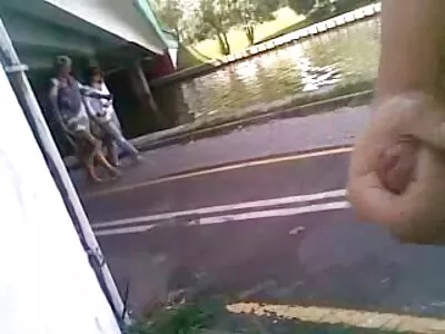 Jos geras orgazmas sukelia trumpąjį jungimą vibratoriuje.